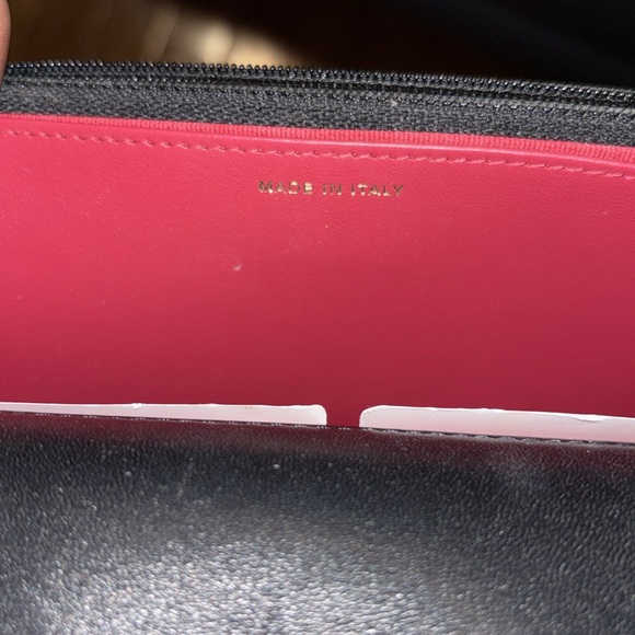 Lambskin Quilted Chanel 19 Wallet On Chain WOC Black - Picture 4 of 5